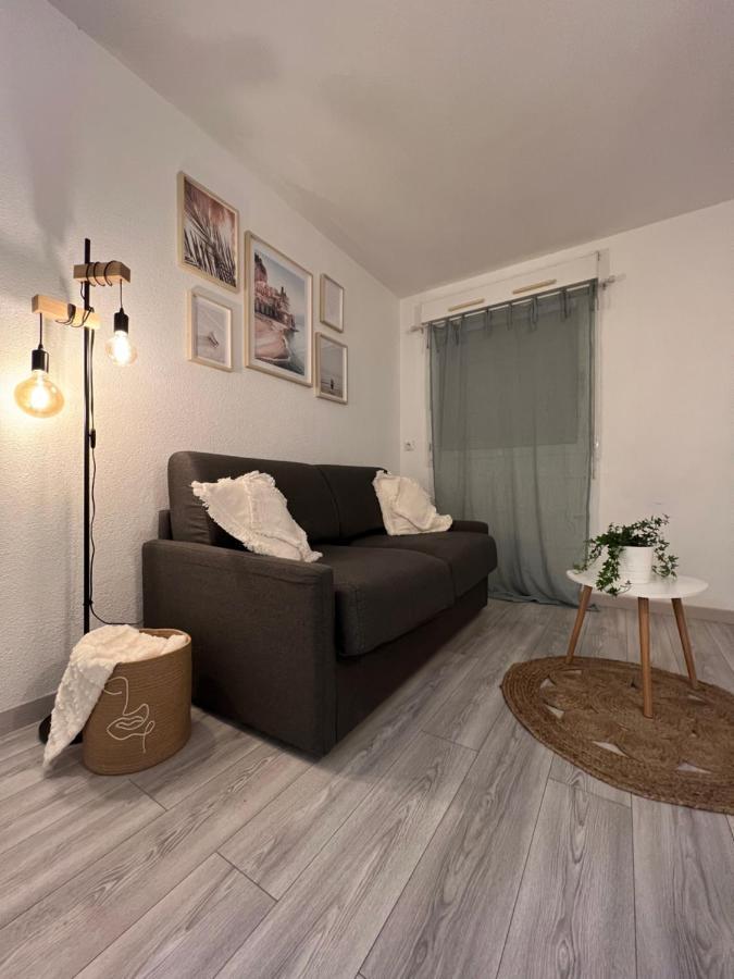 Studio Nice Port Ngoại thất bức ảnh